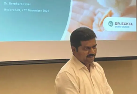 Chandrasekar Seenivasan welcomed the guests to the event held at the Trident Hotel in Hyderabad. (Image source: Dr. Eckel)