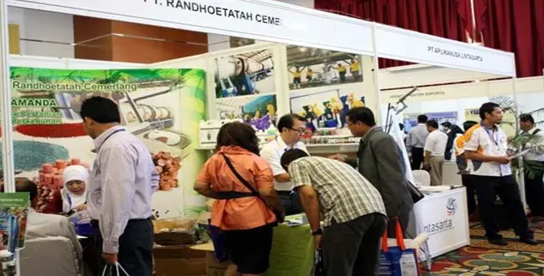 Inside the INAGRITECH exhibition 