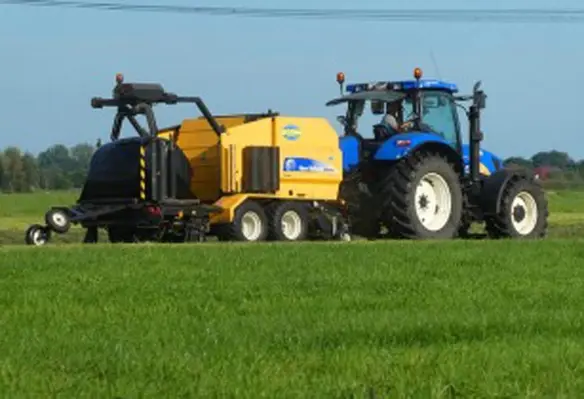 The company will partner with dealers to engage and support farmers throughout the lifecycle from purchase to replacement. (Image source: Elsemargriet/Pixabay)